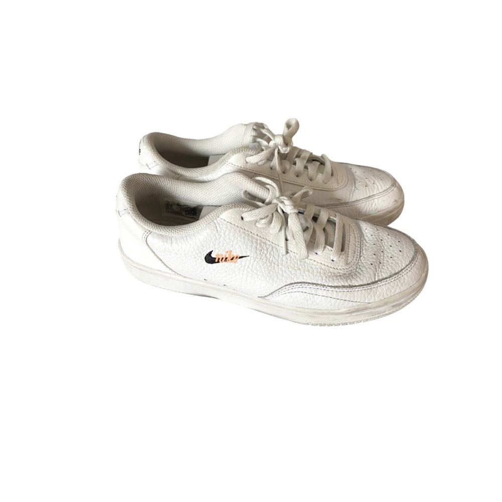 Nike Shoes Womens Sz  7.0 Court Premium White